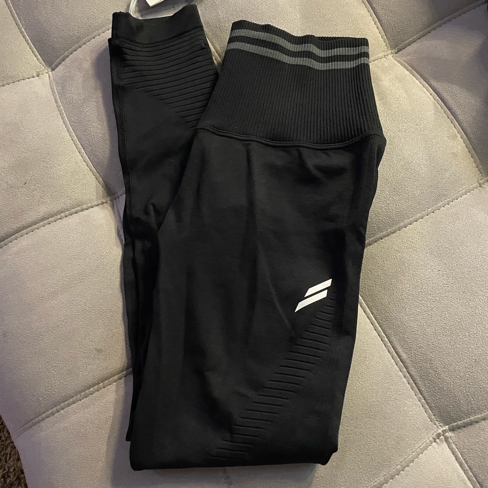High Waisted Scrunch Bum Leggings